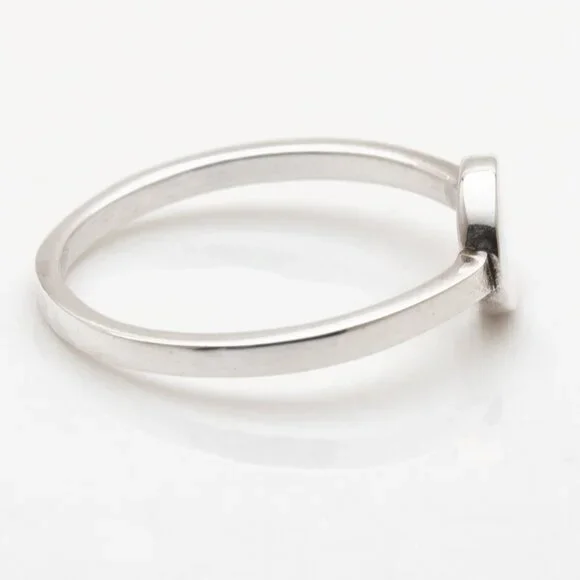 Sterling Silver Round Signet Ring Stamped 925 - Picture 6 of 7